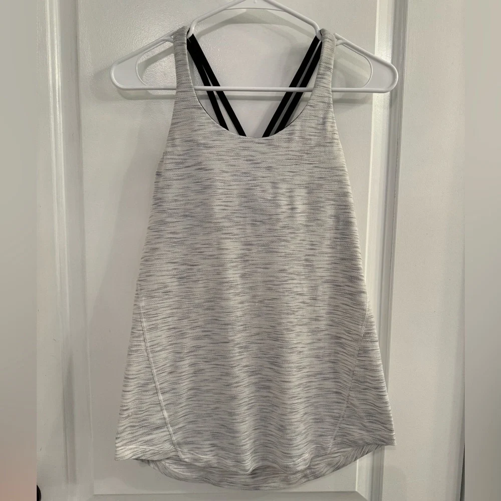 Lululemon Moment To Movement 2-In-1 Tank Tiger Space Dye Hail White / Black